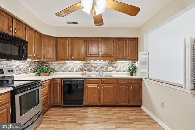 18012 SAND WEDGE DR, Hagerstown, MD 21740