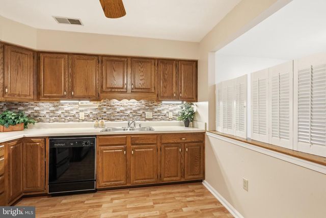 18012 SAND WEDGE DR, Hagerstown, MD 21740