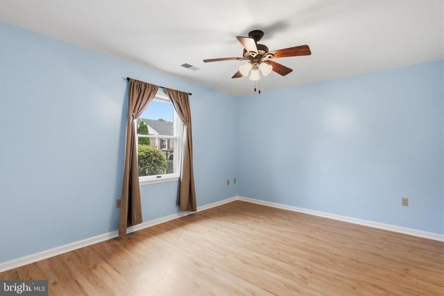 18012 SAND WEDGE DR, Hagerstown, MD 21740