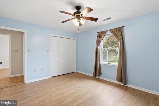 18012 SAND WEDGE DR, Hagerstown, MD 21740