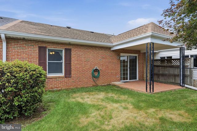 18012 SAND WEDGE DR, Hagerstown, MD 21740