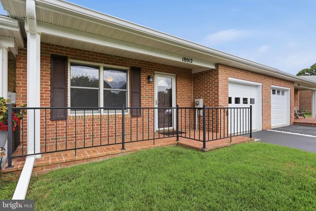 18012 SAND WEDGE DR, Hagerstown, MD 21740