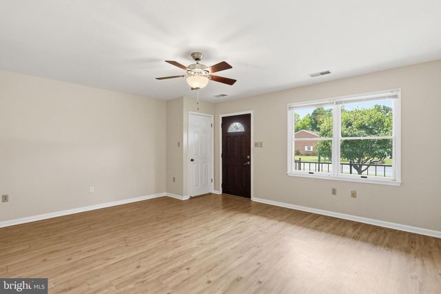 18012 SAND WEDGE DR, Hagerstown, MD 21740