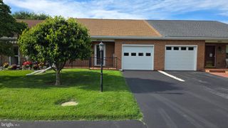18012 SAND WEDGE DR, Hagerstown, MD 21740