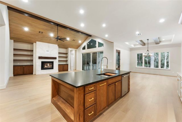 148 Sandpiper Drive, New Waverly, TX 77358