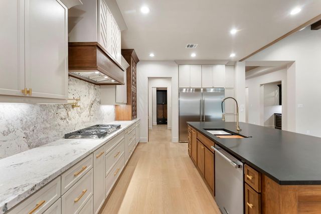 148 Sandpiper Drive, New Waverly, TX 77358