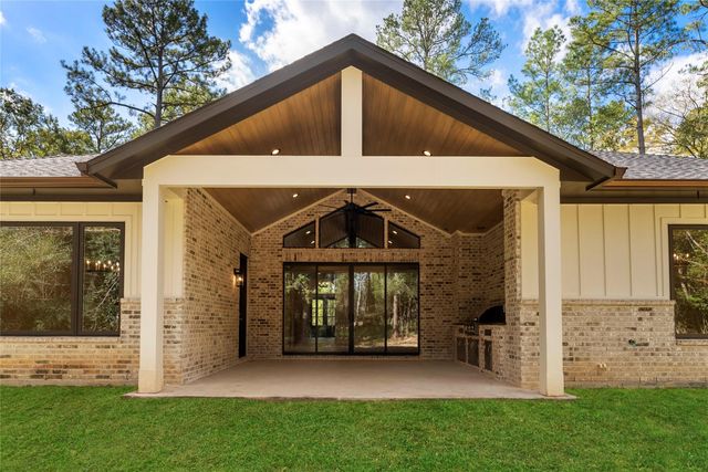 148 Sandpiper Drive, New Waverly, TX 77358