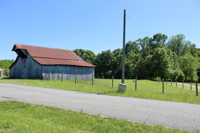 0 Hall Rd, Greenbrier, TN 37073