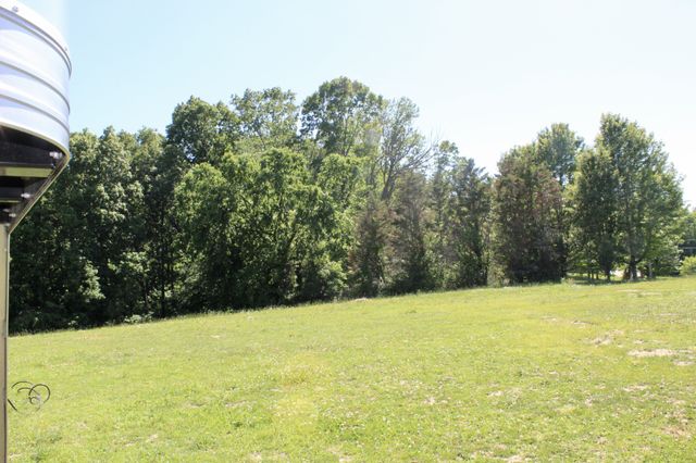 0 Hall Rd, Greenbrier, TN 37073
