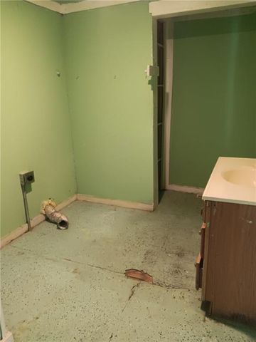 537 S CEDAR Avenue, Independence, MO 64053