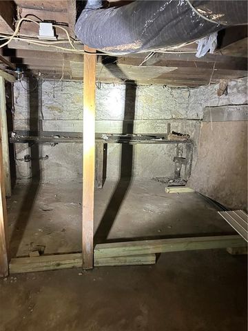 537 S CEDAR Avenue, Independence, MO 64053