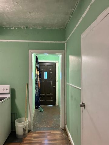 537 S CEDAR Avenue, Independence, MO 64053