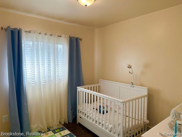 41371 HAMILTON Drive, Sterling Heights, MI 48313