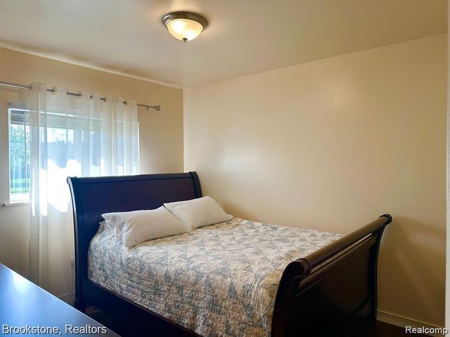41371 HAMILTON Drive, Sterling Heights, MI 48313