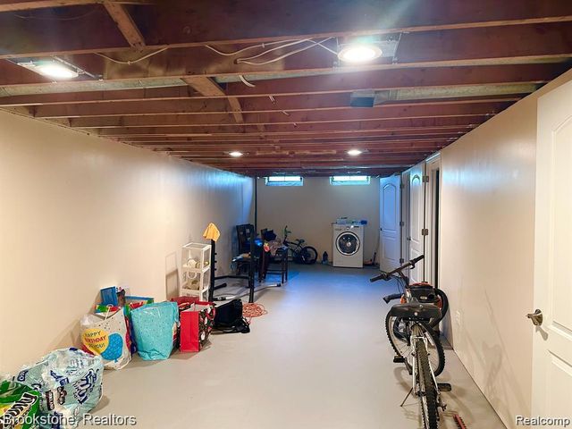 41371 HAMILTON Drive, Sterling Heights, MI 48313