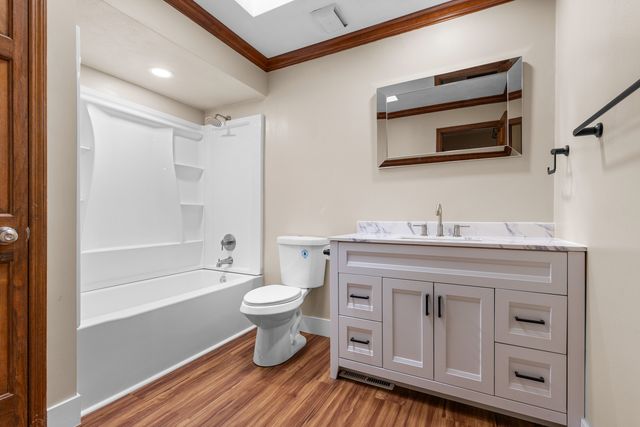 11738 Southgate Road, Roscoe, IL 61073