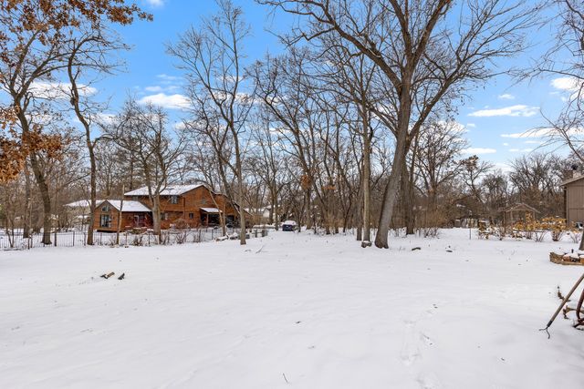 11738 Southgate Road, Roscoe, IL 61073