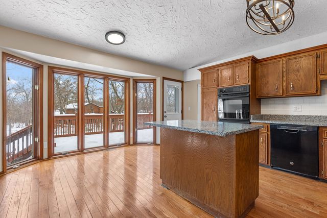 11738 Southgate Road, Roscoe, IL 61073