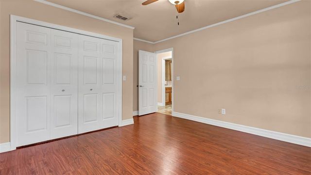 1800 POINSETTIA AVENUE B, Tarpon Springs, FL 34689