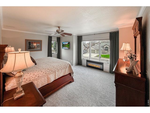 1204 Twin Peaks Cir, Longmont, CO 80503