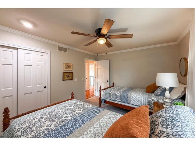 1204 Twin Peaks Cir, Longmont, CO 80503