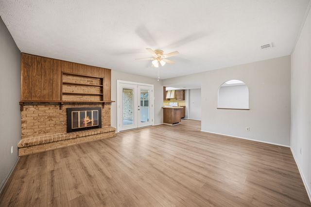 10828 Villa Haven Drive, Dallas, TX 75238