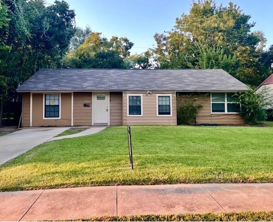 6043 Lyndhurst Drive, Houston, TX 77033