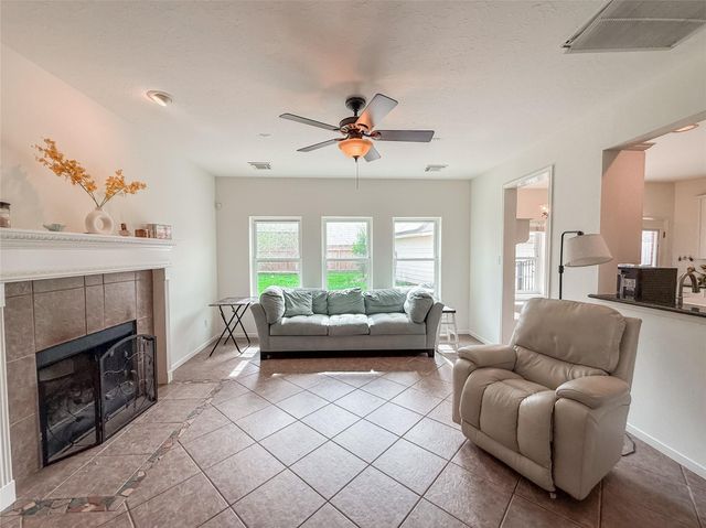 2605 Broussard Court, Seabrook, TX 77586