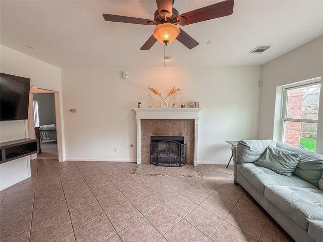 2605 Broussard Court, Seabrook, TX 77586