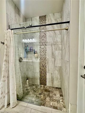 2512 NW 4th ST, Cape Coral, FL 33993