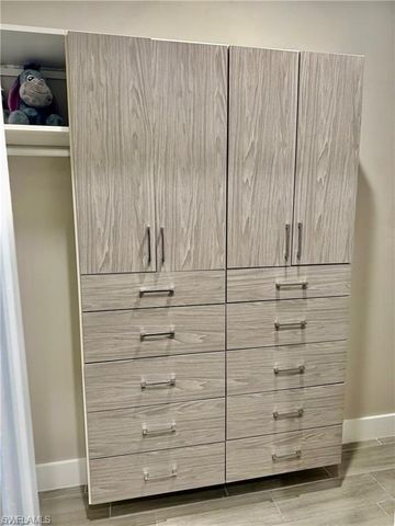 2512 NW 4th ST, Cape Coral, FL 33993