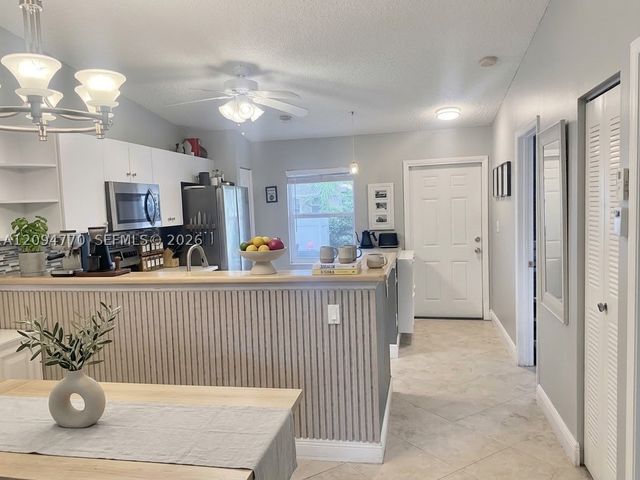 18952 NW Argosy Dr C, Boca Raton, FL 33496