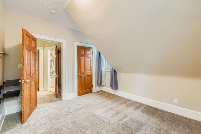 3835 Vincent Avenue N, Minneapolis, MN 55412