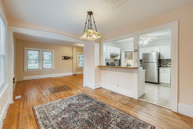 3835 Vincent Avenue N, Minneapolis, MN 55412