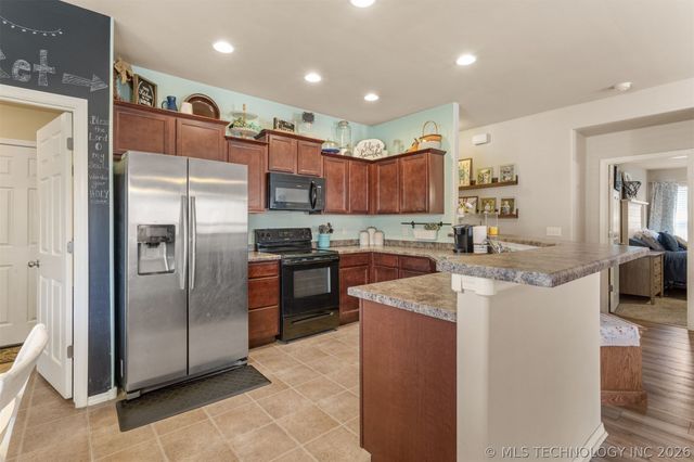 2805 W Glendale Street, Broken Arrow, OK 74011