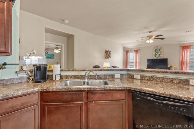 2805 W Glendale Street, Broken Arrow, OK 74011