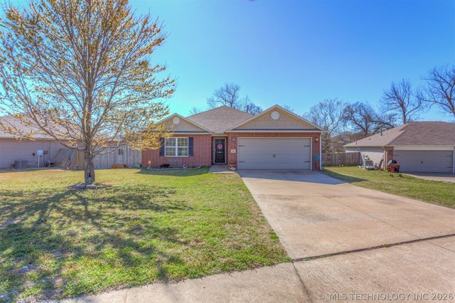 2805 W Glendale Street, Broken Arrow, OK 74011