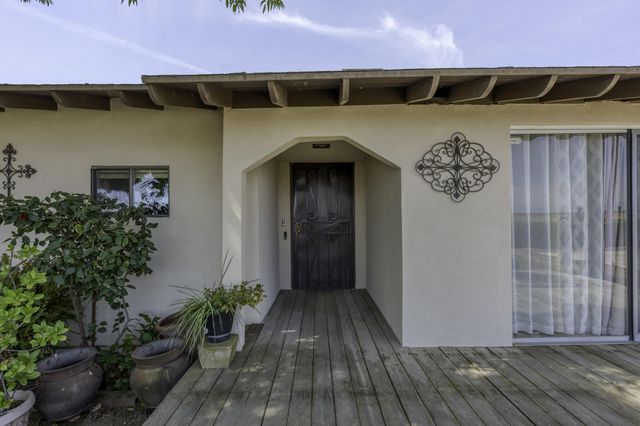 85 Rd 136, Delano, CA 93215