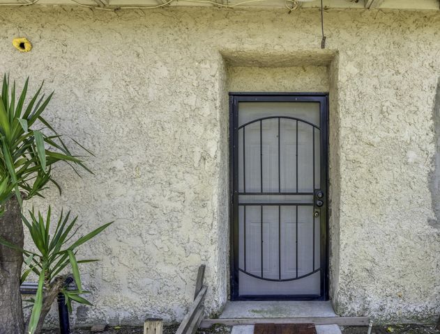 85 Rd 136, Delano, CA 93215