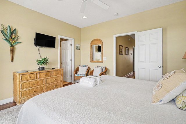 154 Cypress Ave., Murrells Inlet, SC 29576