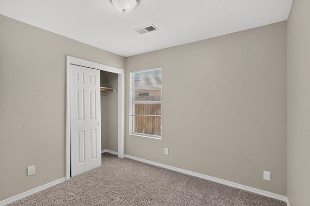 141 18th Street SE, Rio Rancho, NM 87124