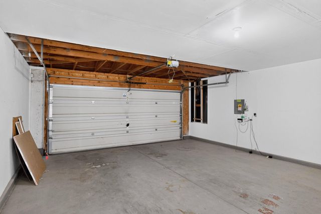 141 18th Street SE, Rio Rancho, NM 87124