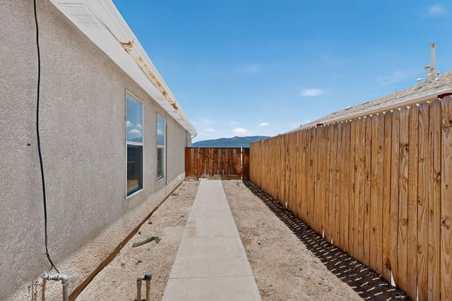141 18th Street SE, Rio Rancho, NM 87124