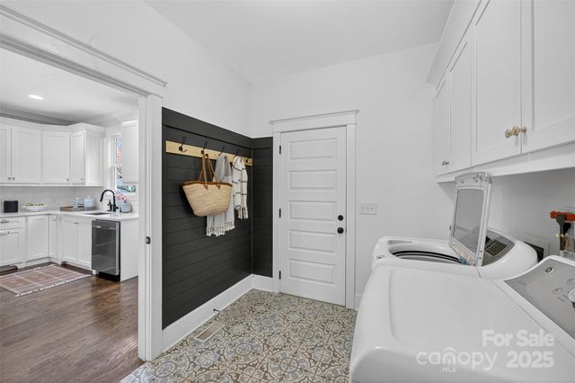 3015 Virginia Avenue, Charlotte, NC 28205