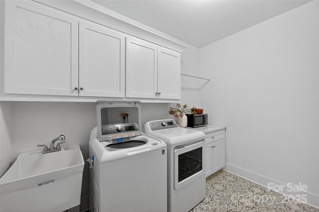 3015 Virginia Avenue, Charlotte, NC 28205