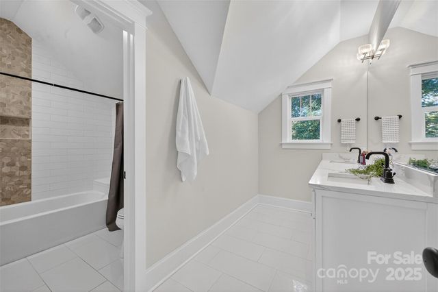 3015 Virginia Avenue, Charlotte, NC 28205