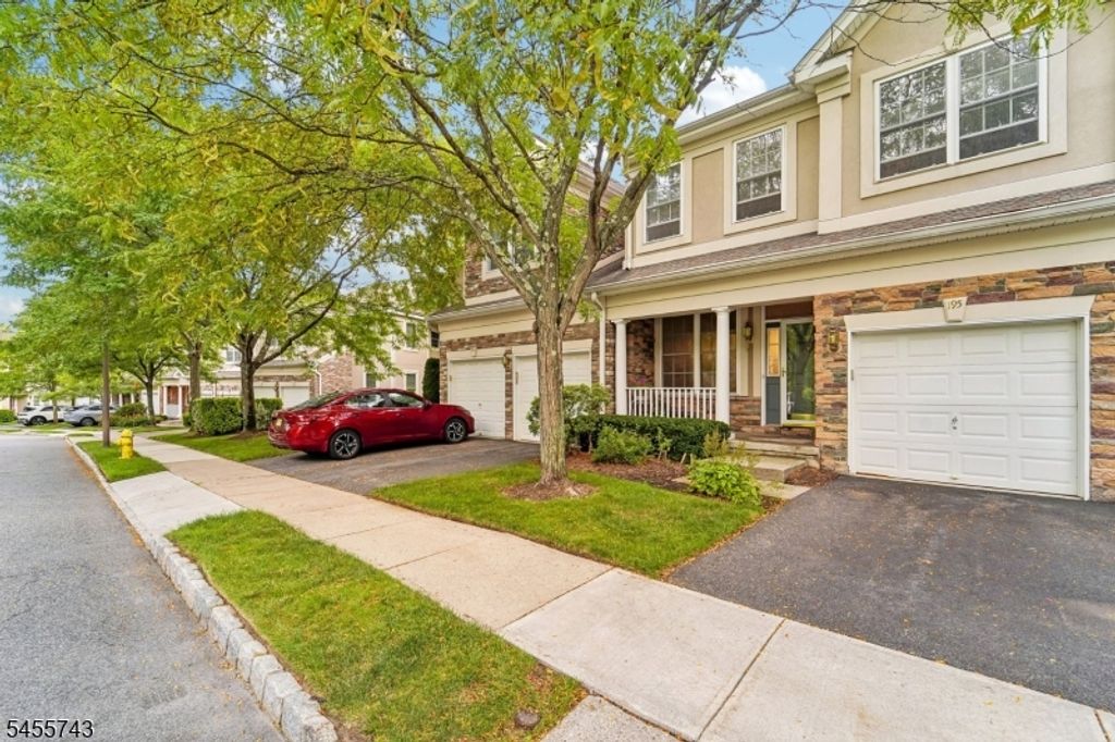 195 Levinberg Ln, Wayne Twp., NJ 07470 — exterior
