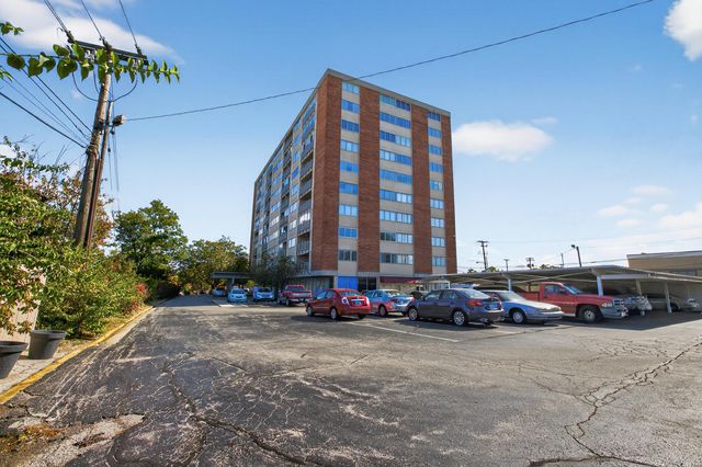 2121 Nicholasville Road 204, Lexington, KY 40503