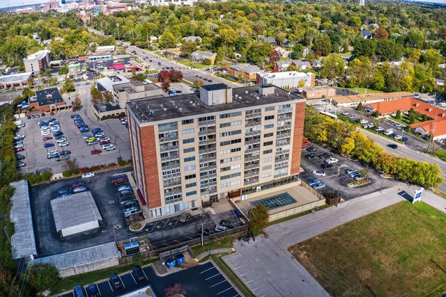 2121 Nicholasville Road 204, Lexington, KY 40503