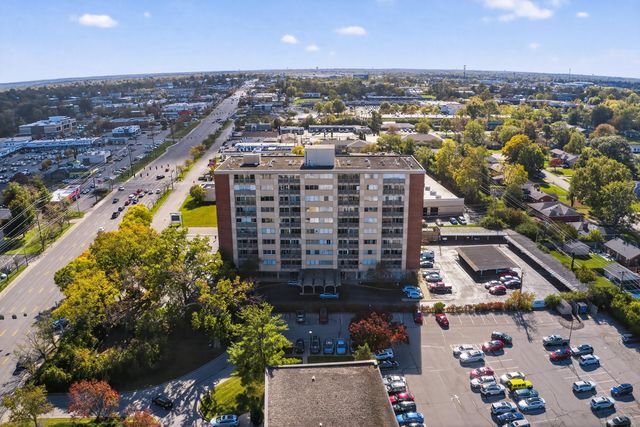 2121 Nicholasville Road 204, Lexington, KY 40503